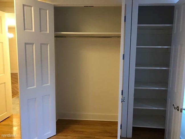 Building Photo - 500 Saint Johns Pl