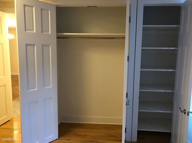 Foto del edificio - 500 Saint Johns Pl