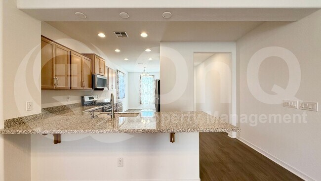 Building Photo - 7922 W Pasadena Ave