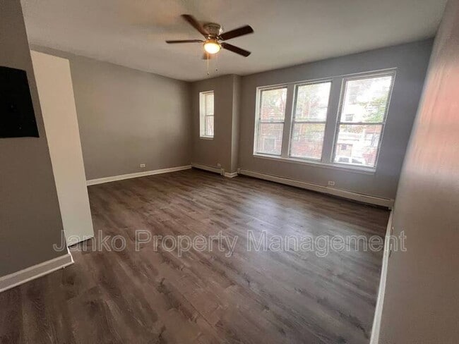 Building Photo - 52 N Parkside Ave