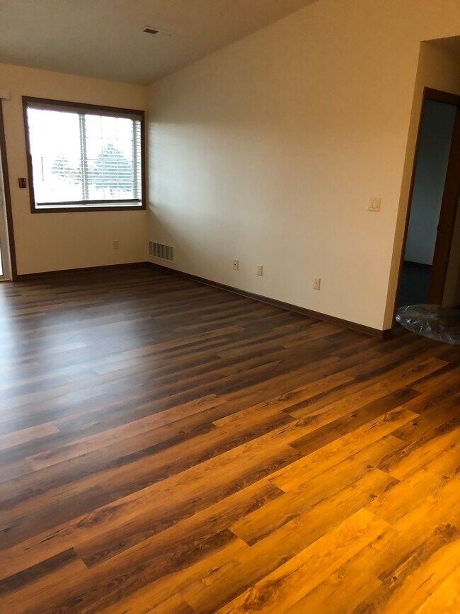 Sala de estar - 1474 30th Ave