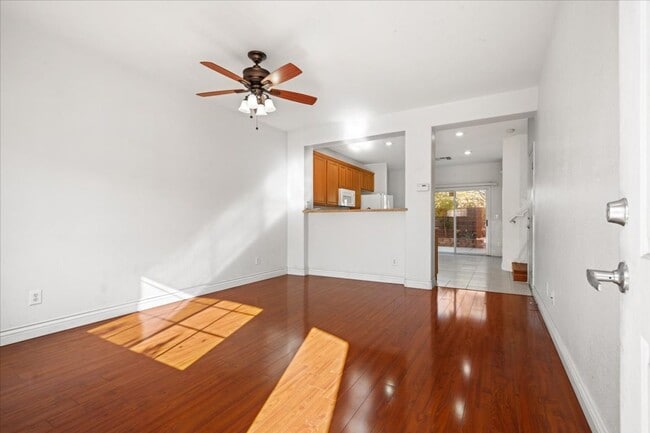 Building Photo - Elegant 3 Bedroom Home with Gourmet Kitchen, Office, & Landscaped Backyard