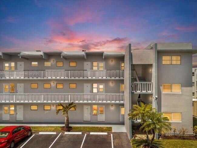 Foto del edificio - 2200 Park Ln