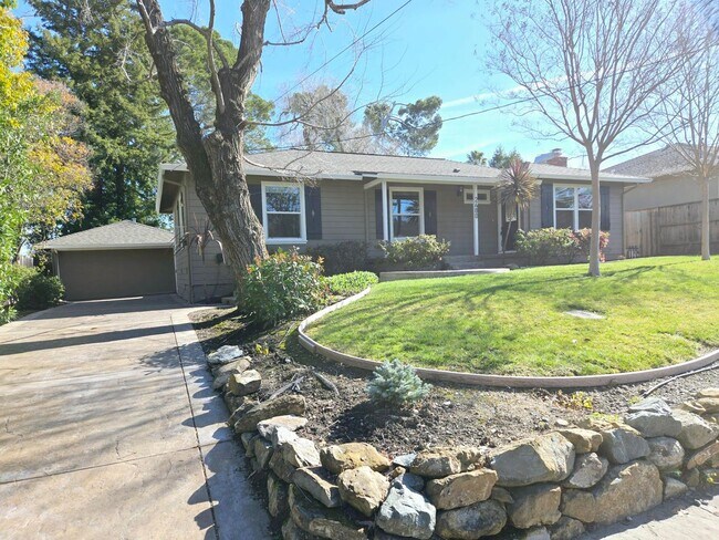 Building Photo - Charming single level home in Walnut Creek...
