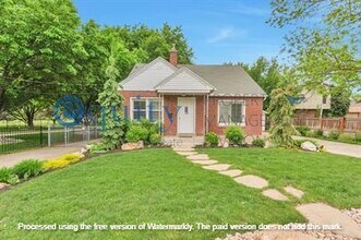 Building Photo - 4858 Viewmont St