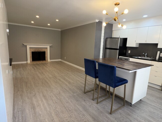 Foto del edificio - 5121 W 75th St