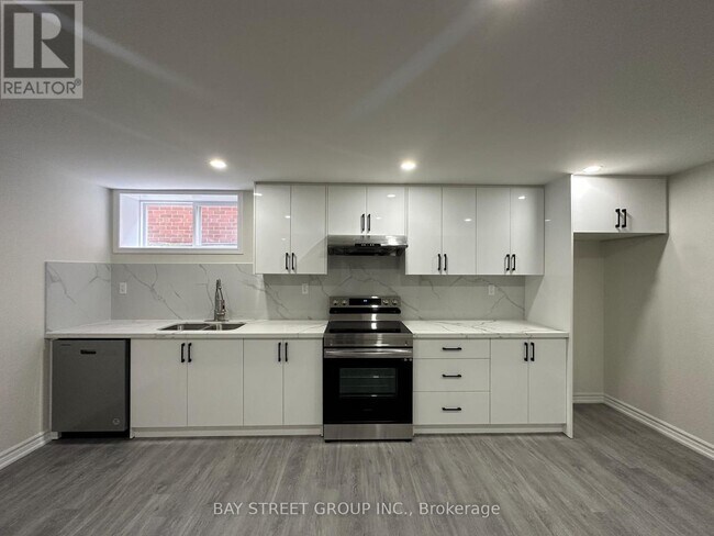 Building Photo - 17 Kilkenny Dr