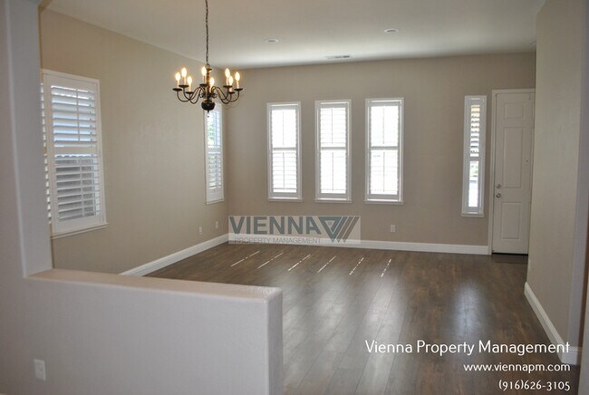 Foto del edificio - Gorgeous Rocklin Home in a great location