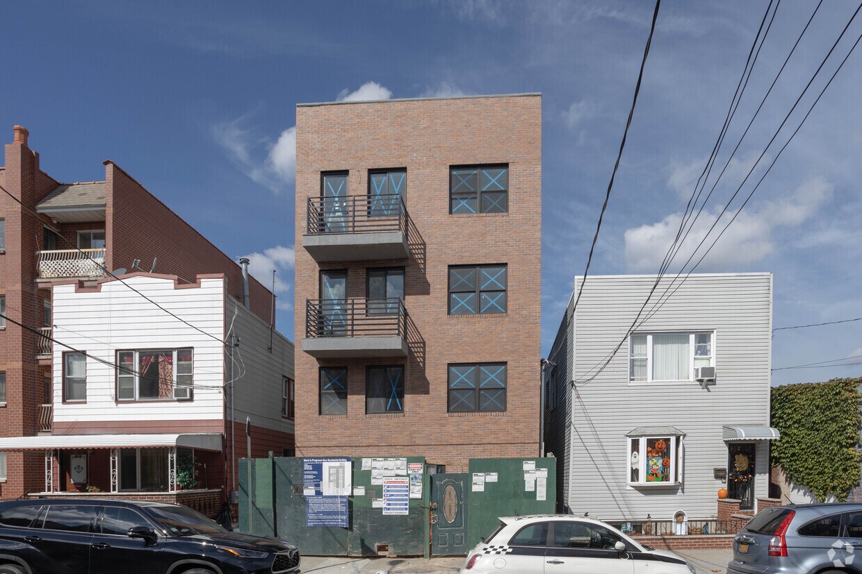 SV 10.14.21 - 106-25 50th Ave