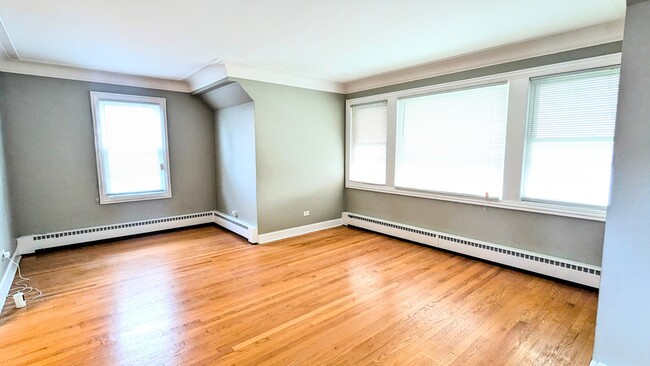 Foto del edificio - 4919 N Mason Ave
