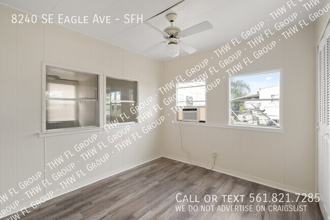 Foto del edificio - 8240 SE Eagle Ave