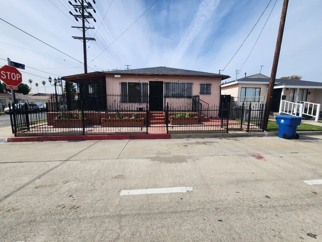 1703 Broad Ave, Wilmington, CA 90744 House Rental in Wilmington, CA