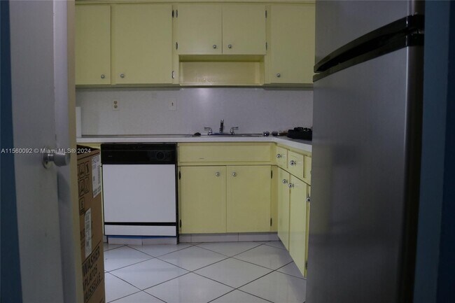 Foto del edificio - 1150 NE 191st St