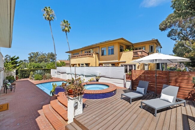 Foto del edificio - 4525 Rhode Island St