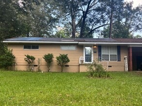 Building Photo - 3148 Shirley Dr