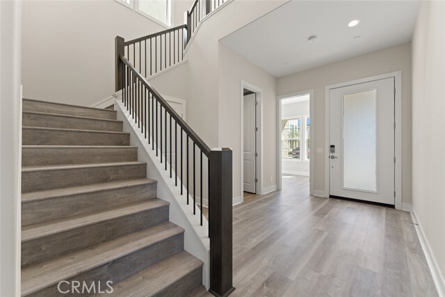 Building Photo - 181 Hollyleaf
