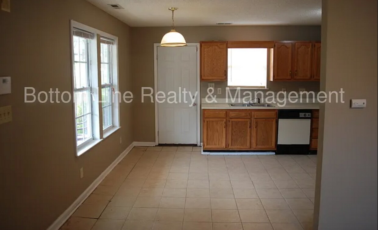 Foto del edificio - 2 bedroom apartment for rent in a great location