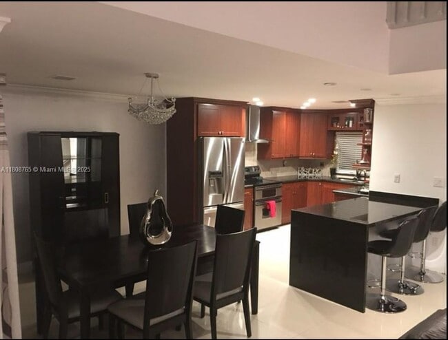 Foto del edificio - 990 NW 126th Path
