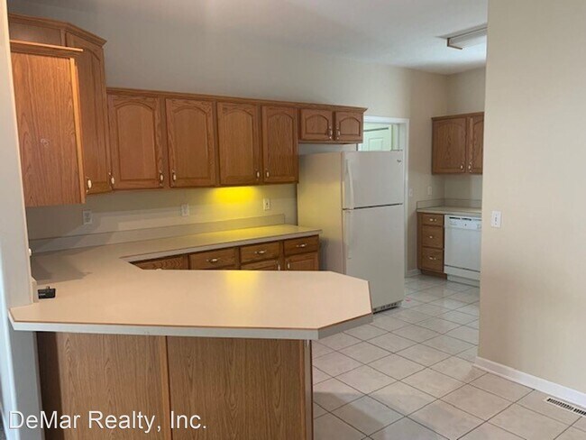 Foto del edificio - 2 br, 2 bath House - 603 S. Raccoon Rd Unit 3