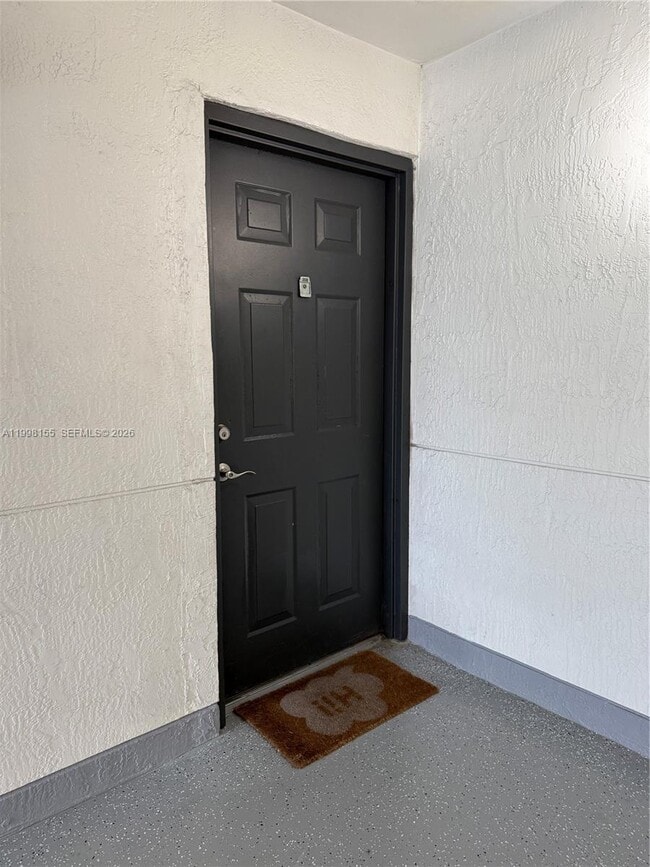 Foto del edificio - 4560 NW 107th Ave