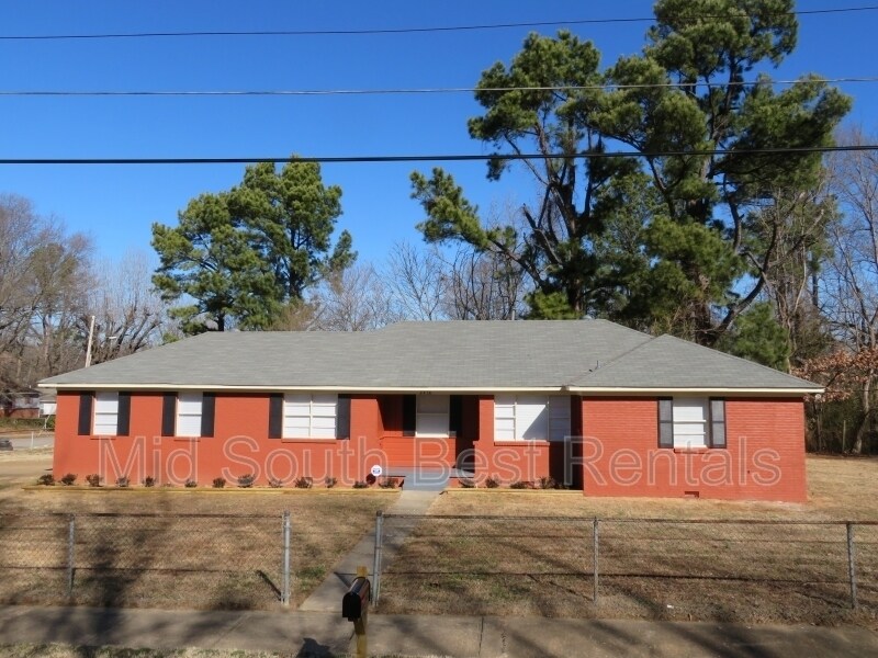 2434 Millbrook Ave, Memphis, TN 38127 House for Rent in Memphis, TN
