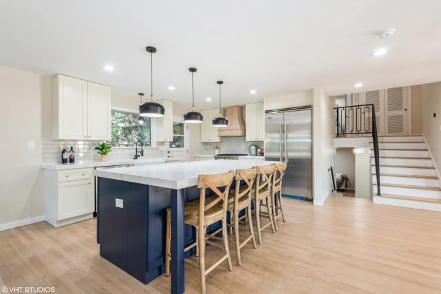 Foto del edificio - 6 bedroom in Wilmette IL 60091