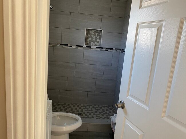 Bathroom - 119 W 119th St