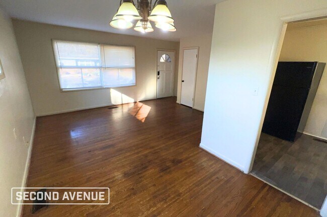 Building Photo - 1429 65th St W