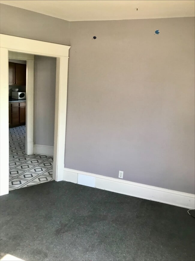 Building Photo - 339 W Columbia St