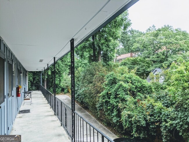 Foto del edificio - 1456 University Dr NE