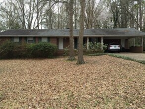 Building Photo - 1212 Old Mill Rd