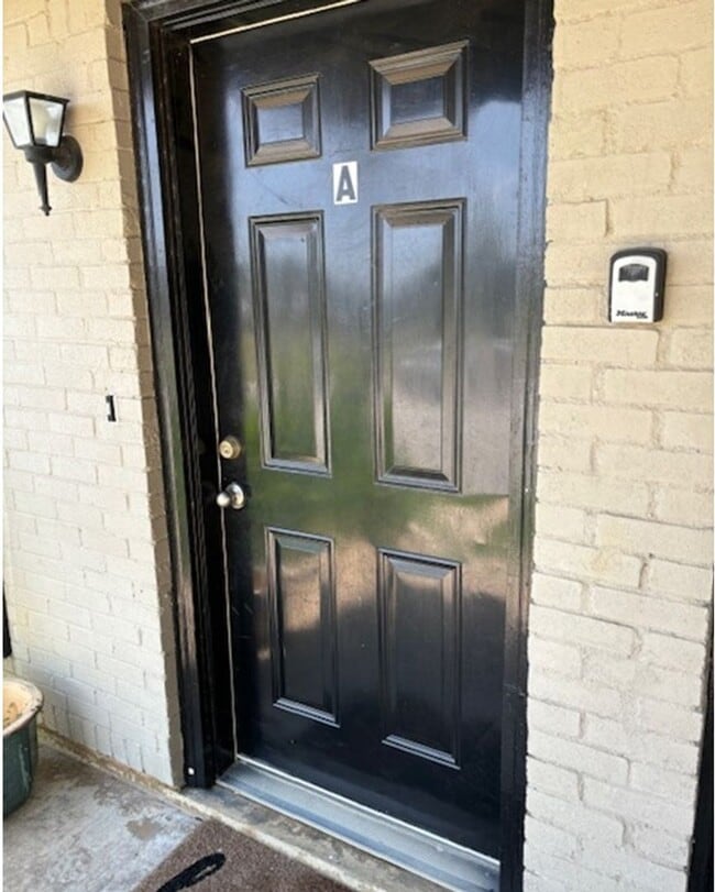 Foto del edificio - 2729 Hurstview Dr