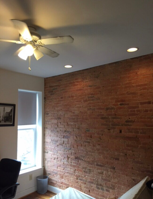 Foto del edificio - 1533 Covington St