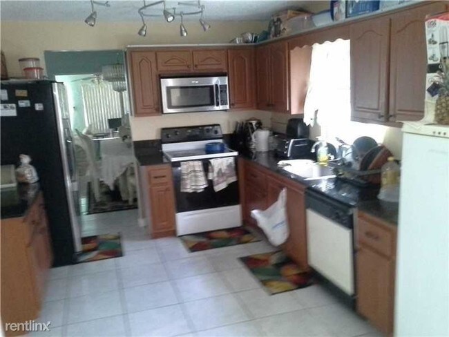Foto del edificio - 4810 Mango Dr