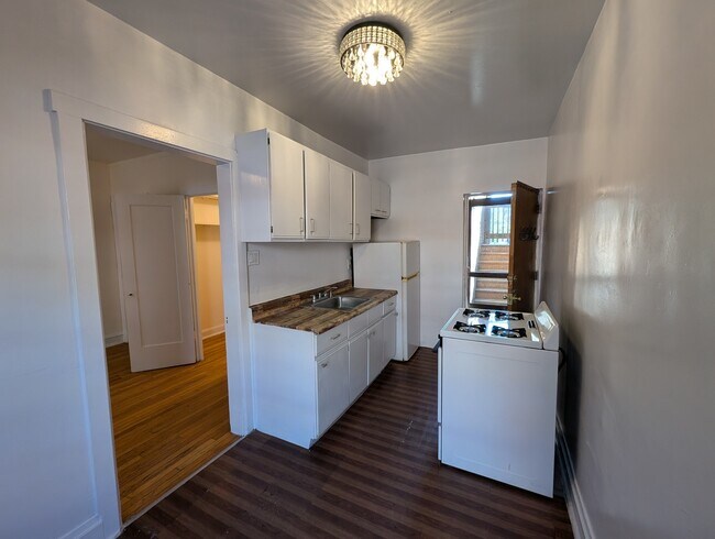 Foto del edificio - 3306 W Schubert Ave
