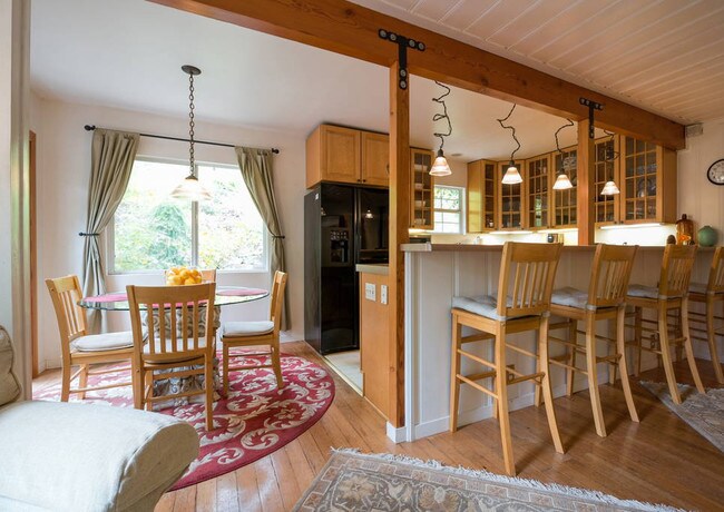 Foto del edificio - 4139 Rettig Ave