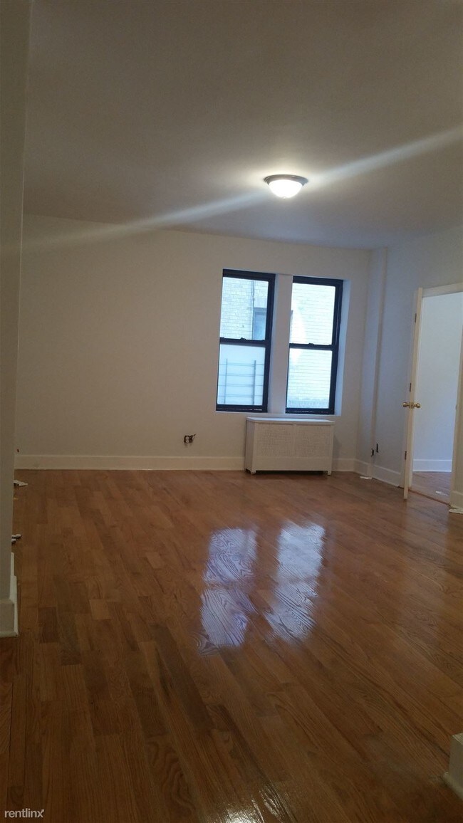 Foto del edificio - 726 Ocean Ave
