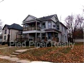 Building Photo - 311 E Pleasant St