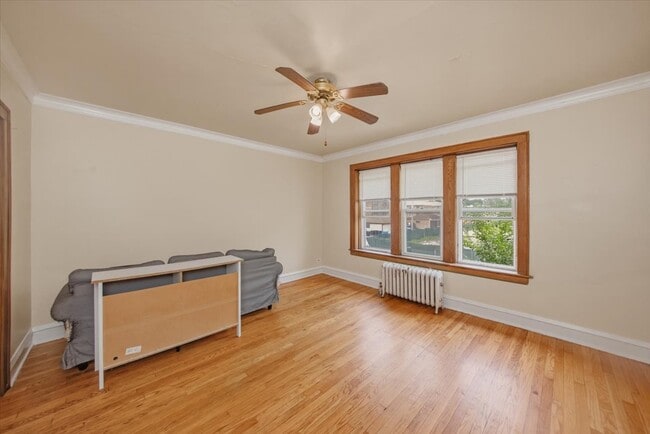 Foto del edificio - 6719 N Oshkosh Ave