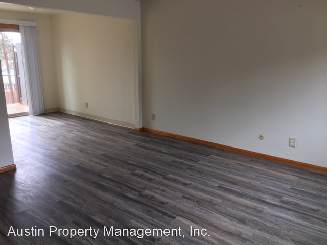 Building Photo - 2 br, 1.5 bath House - 953 NW Portland Avenue
