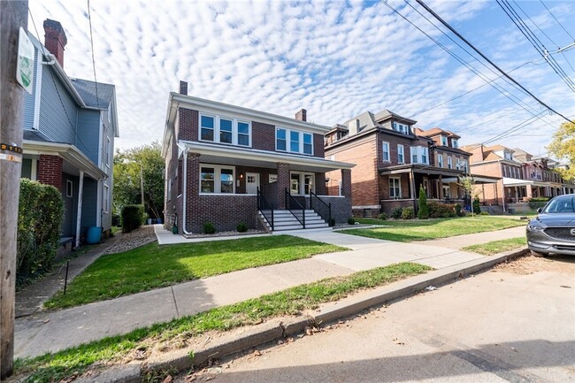 Building Photo - 531 N Euclid Ave