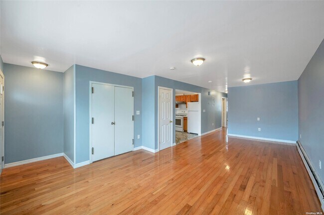 Foto del edificio - 491 Beach 44th St