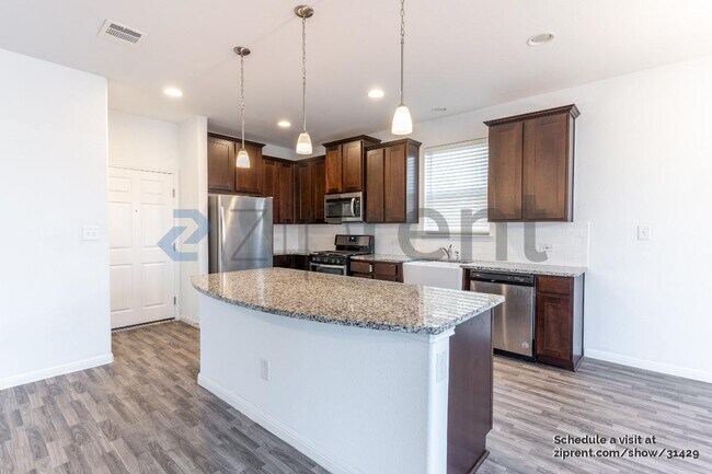 Building Photo - 137 Earl Keen St