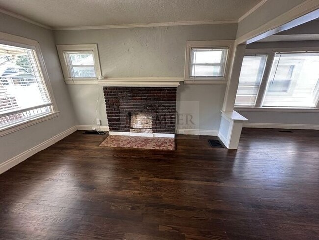 Building Photo - 5626 Virginia Ave