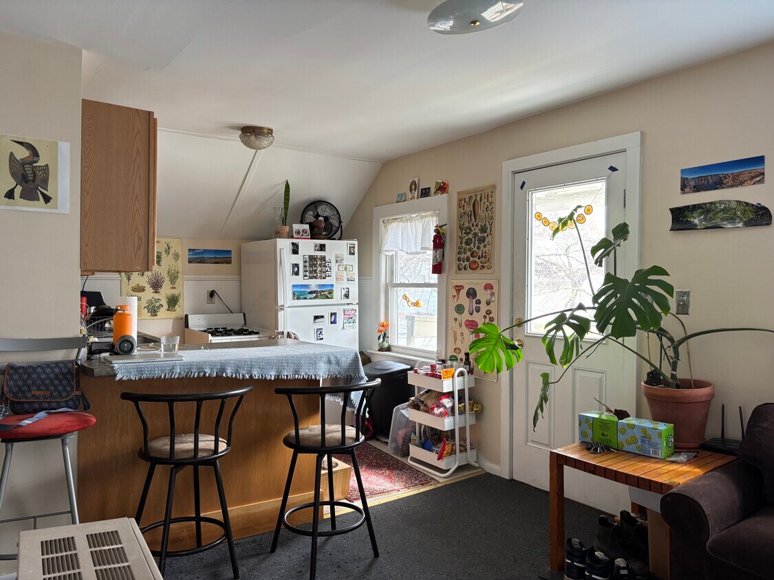 Foto principal - 31 Loomis St