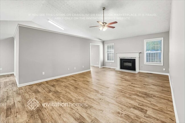 Building Photo - 550 Elizabeth Heights NE