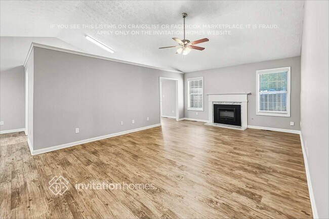 Foto del edificio - 550 Elizabeth Heights NE