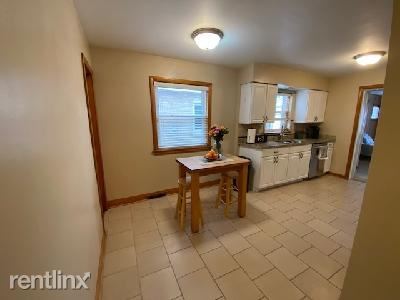 Building Photo - 3 br, 2 bath House - 7317 North Oconto Avenue