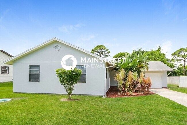 Building Photo - 3 Bedroom Pet-Friendly Home in Port St Lucie, FL with Main Street Renewal