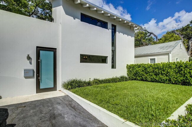 Foto del edificio - 800 SW 4th Ave
